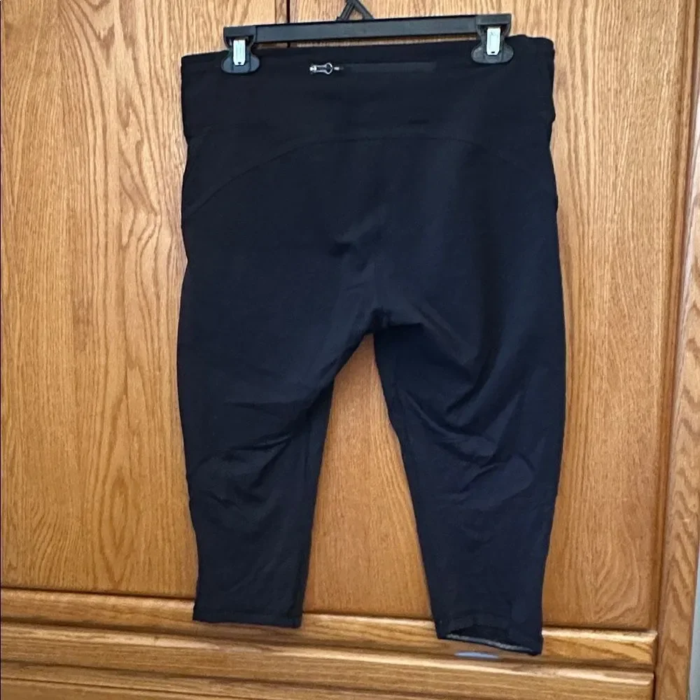 Lululemon capris